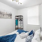 1 Bed Next Transports & Easy Access To Ctr London