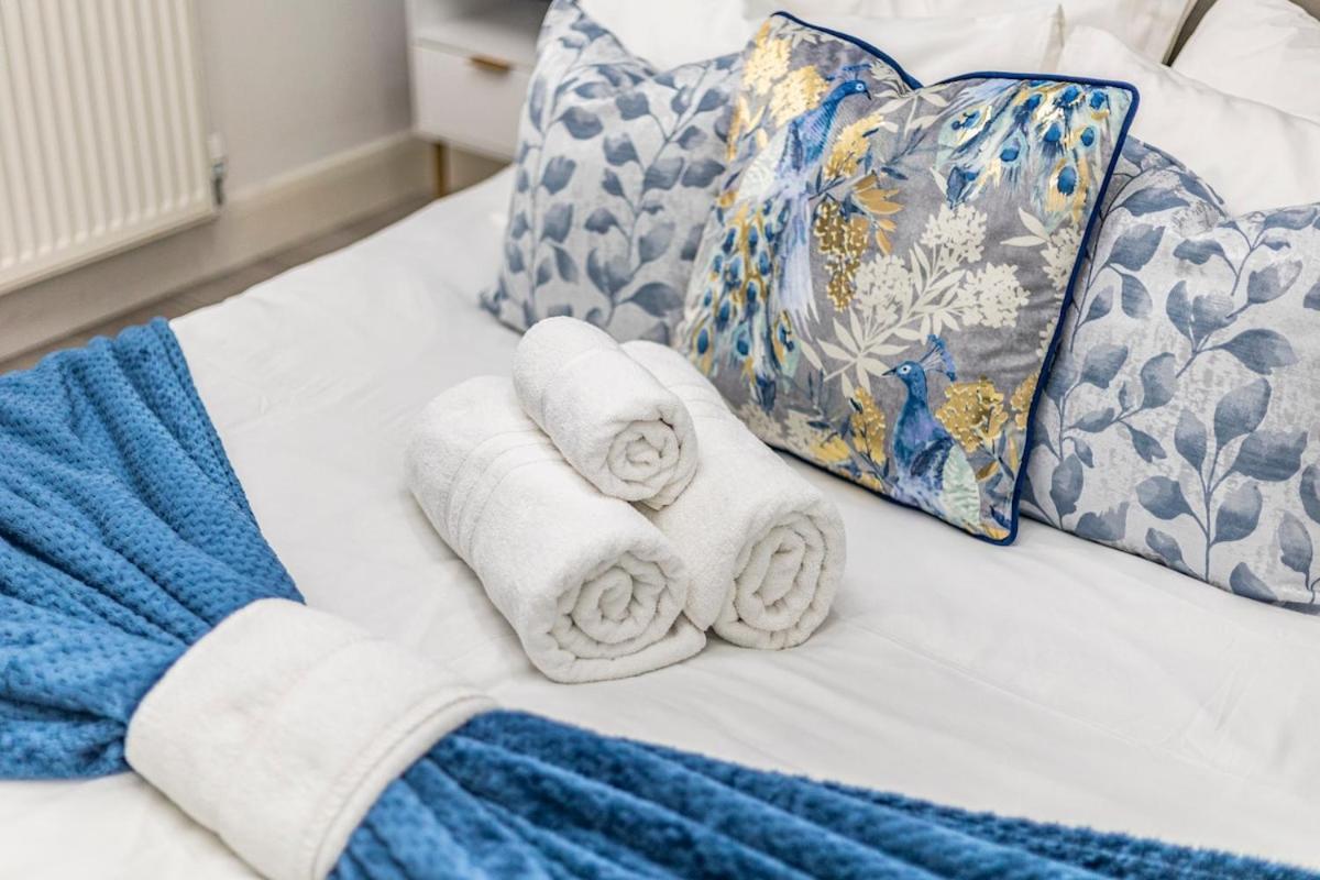 1 Bed Next Transports & Easy Access To Ctr *