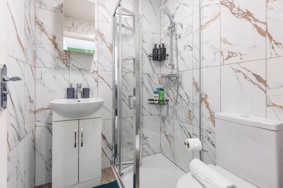1 Bed Next Transports & Easy Access To Ctr *
